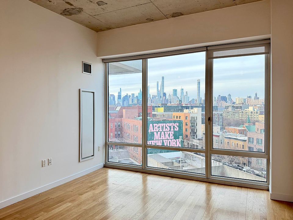 1st image of 2222 Jackson Ave #720