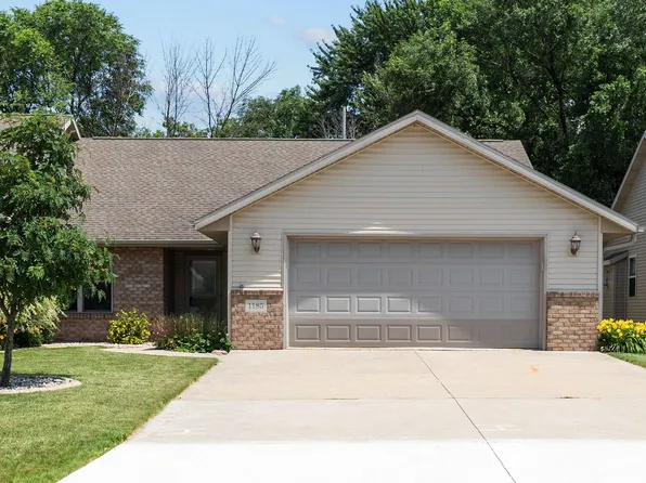 1185 Blakes Way, Menasha, WI 54952