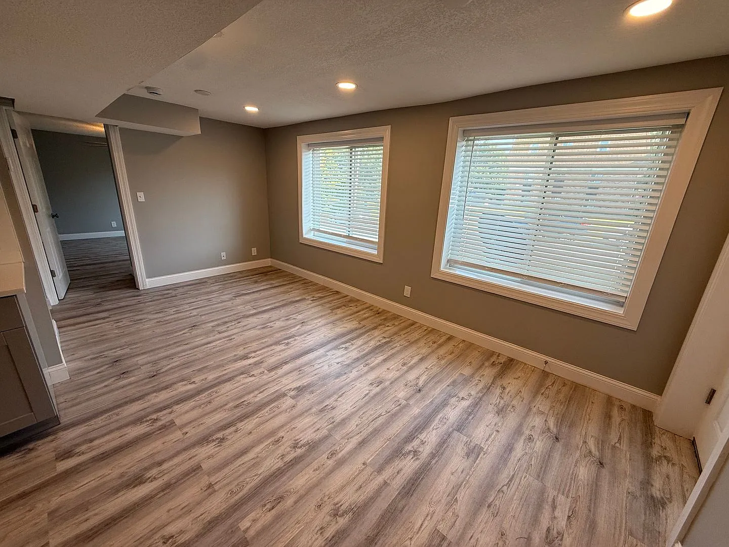 Henry Louis Apartments — Photo 3