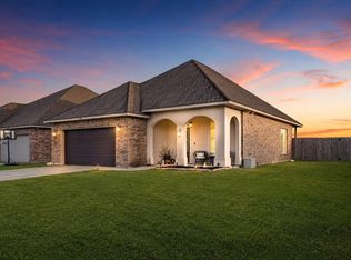 1887 Poeyfarre Dr, Lake Charles, LA 70611