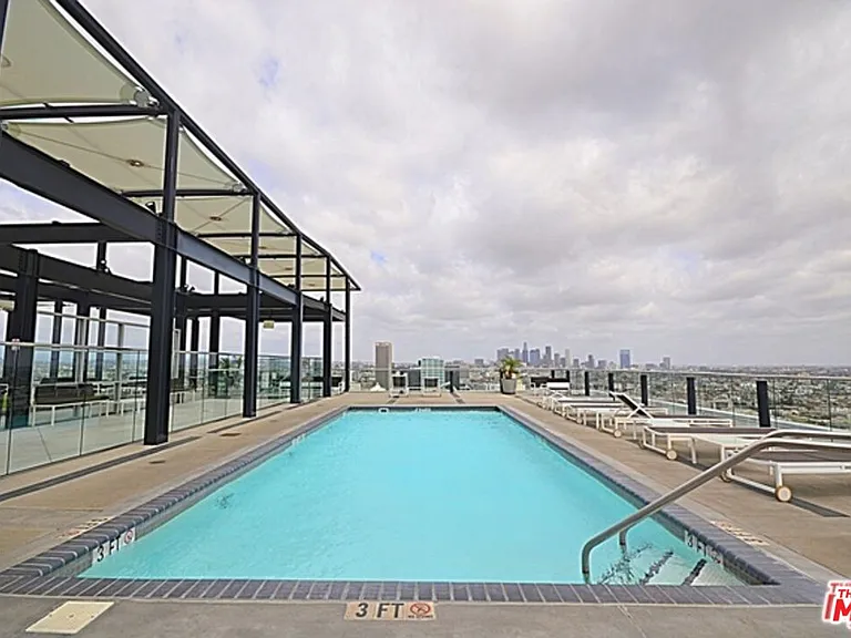 3810 Wilshire Blvd #1012 — Photo 17