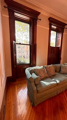 Rented by Brooklyn Consulate LLC | media 23