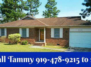 1513 Topaz Ct, Fayetteville, NC 28311