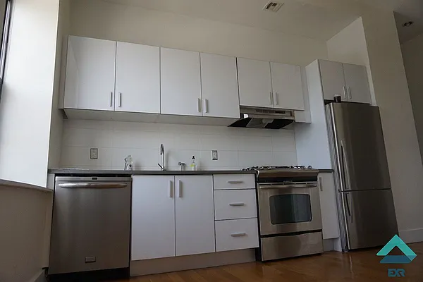 Rented by EXR | media 1