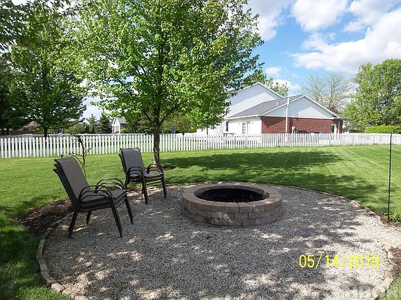 5th image of 830 Nutmeg Ln