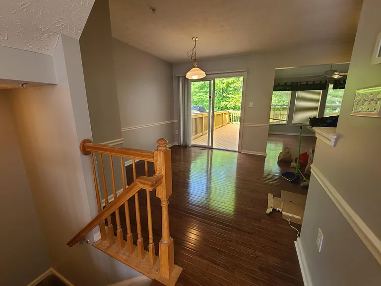 2718 Thornbrook Ct — Photo 5