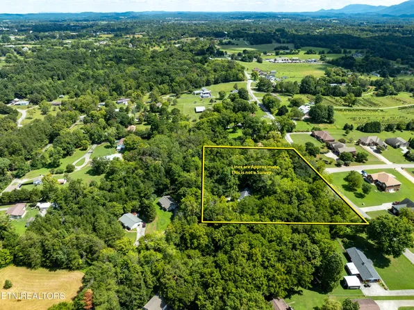 623 Pleasant Hill Rd, Maryville, TN 37803