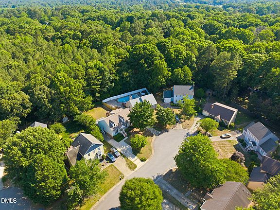 4th image of 8112 Bellingham Cir