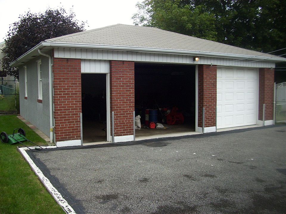 2nd image of 29 Lincoln Ave