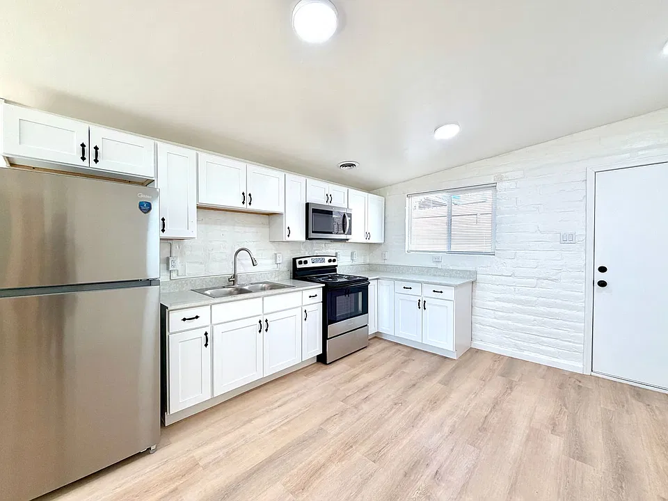 The Derby Apartments