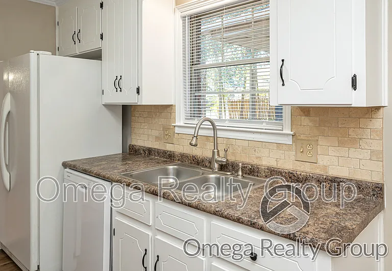 109 Rambling Way — Photo 12