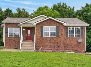 1724 Ridge Runner Ct, Clarksville, TN 37042