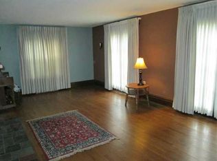 910 Secor Rd, Toledo, OH 43607