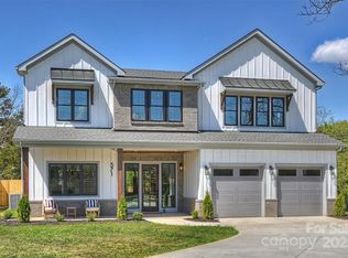 571 Lyttleton Dr, Charlotte, NC 28211