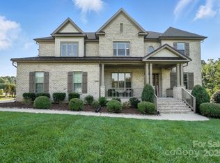 200 Squash Harvest Ct, Weddington, NC 28104