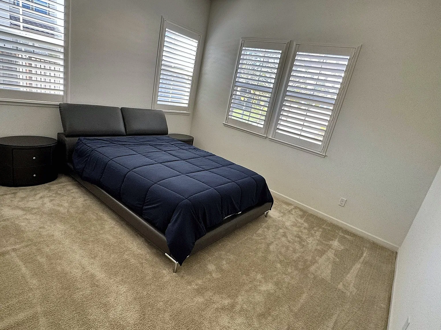 5 bed, 3.5 bath, 2717 sqft, $6,500 — Photo 4