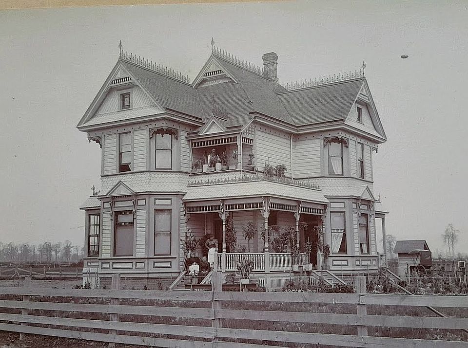 1st image of 608 Davidson Ave
