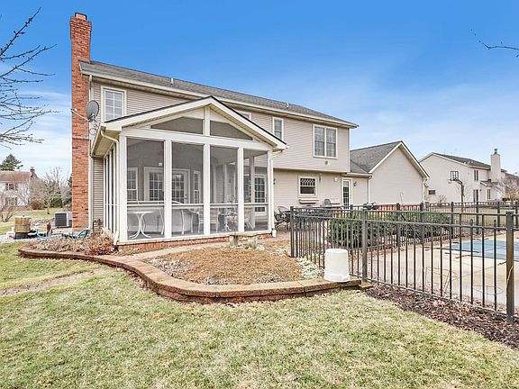 3rd image of 2289 Cumberland Dr