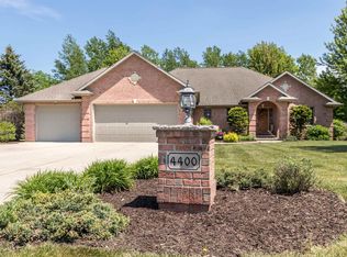 4400 Touchstone Dr, Hobart, WI 54155