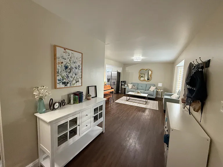 364 N 800 E — Photo 19