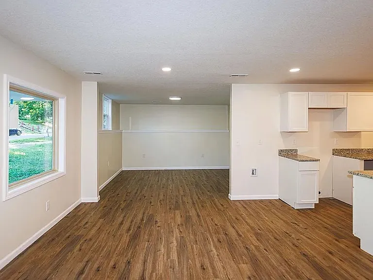 2409 SW Fillmore St — Photo 14
