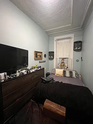 Rented by Oxford Property Group | media 39