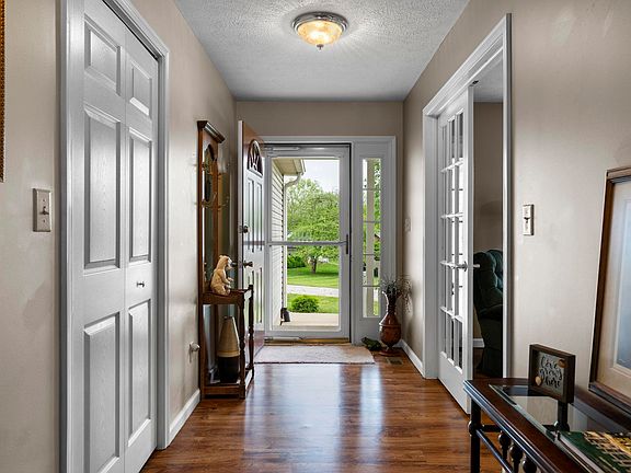 5th image of 5989 W Hilltop Dr