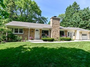 214 E Willow Rd, Fox Pt, WI 53217