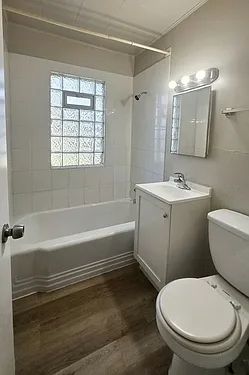 3928 N. 30th St. - *$500 Rent Credit If Moved In By 10/1* Totally Renovated Large 3+ Bedroom Sing... — Photo 4