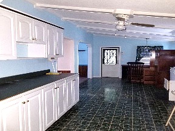 Kitchen_Cabinets View