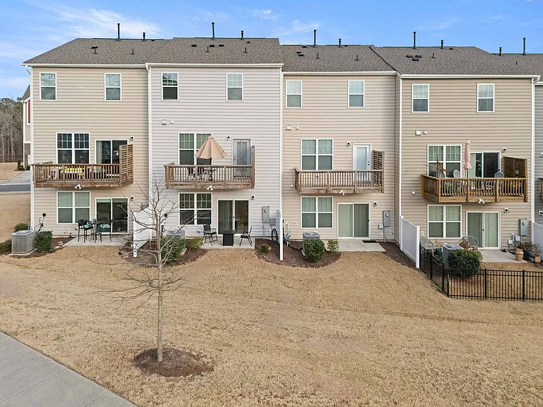 1010 Falling Rock Pl #ID1468389P — Photo 22