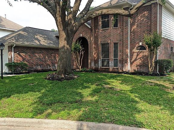 2nd image of 13114 Mills River St