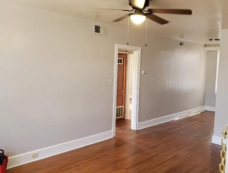 624 Holbrook Ave #1 — Photo 3