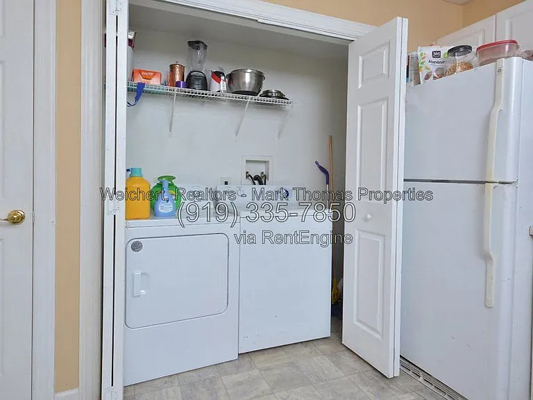 929 Morreene Rd #D33 — Photo 8