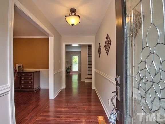 3rd image of 4801 Marlborough Way