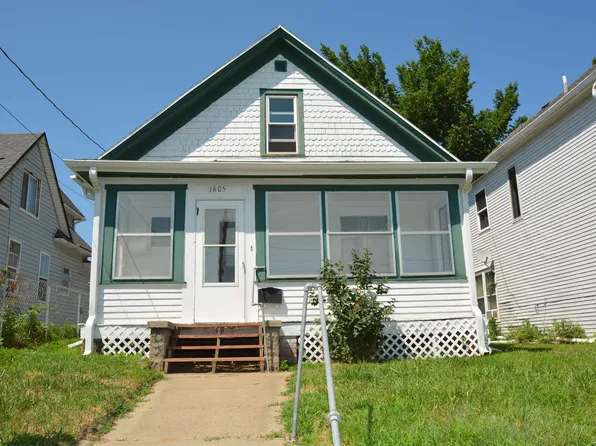1605 W 4th St, Sioux City, IA 51103