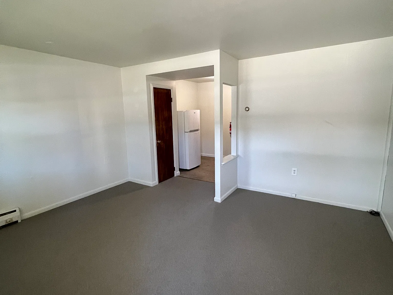 1 bed, 450 sqft, $975 — Photo 4
