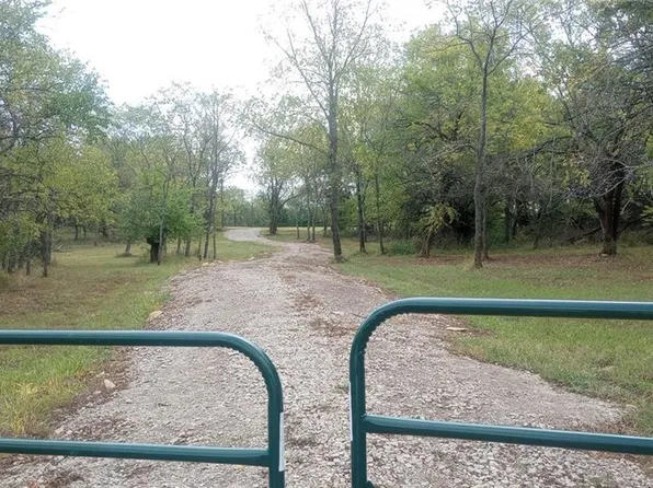 9113 W 383rd St, Lacygne, KS 66040