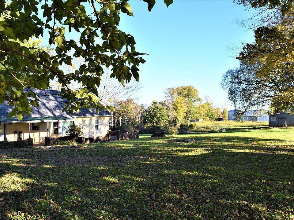 1st image of 425 Old Hodgenville Rd