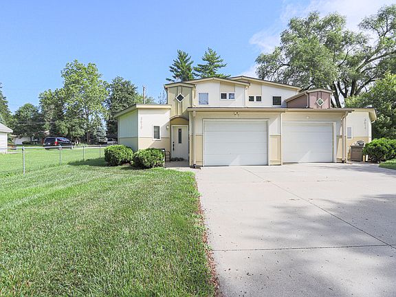 2nd image of 3610 Clifton Ct