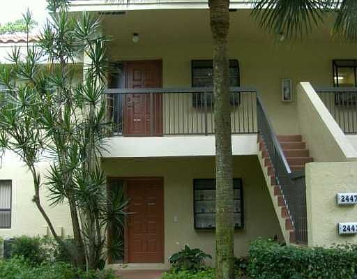 Desirable second floor unit