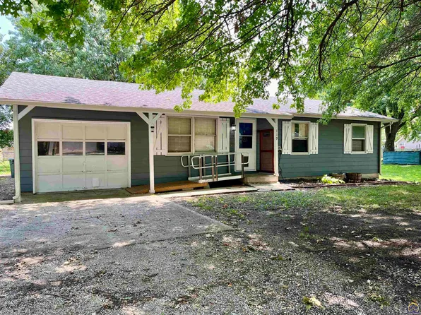 119 Linden Cir, Perry, KS 66073