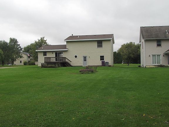 3rd image of 108 Picadilly Dr SE