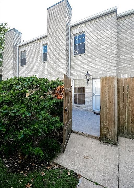 1st image of 17513 Red Oak Dr #7513