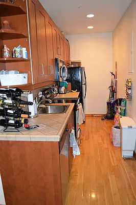 Rented by OvCo Realty | media 4