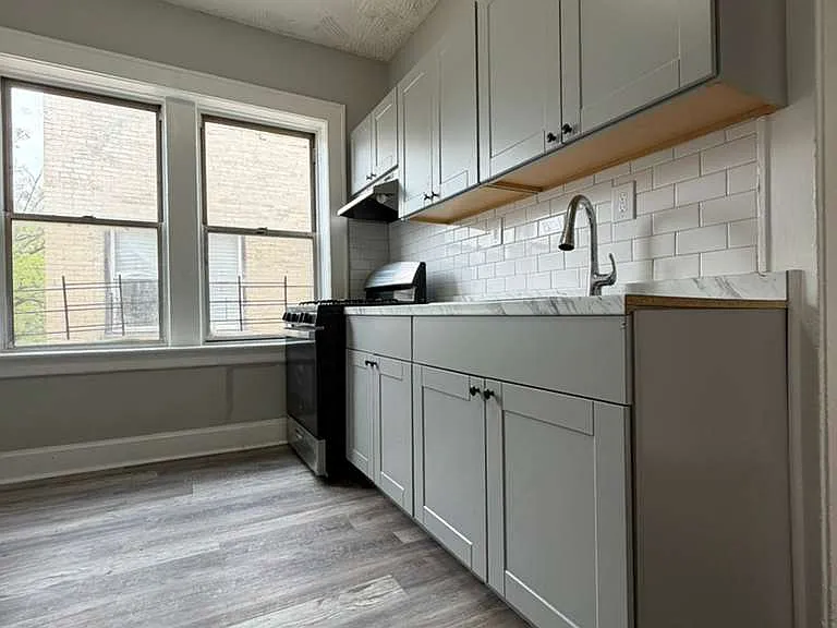 645 Summer Ave #D10 — Photo 2