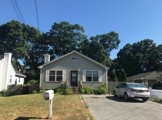 174 E Parkview Dr, Shirley, NY 11967