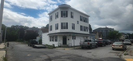 1st image of 1 Douglas St