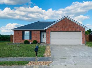 5661 Riverwalk Cir, Newburgh, IN 47630