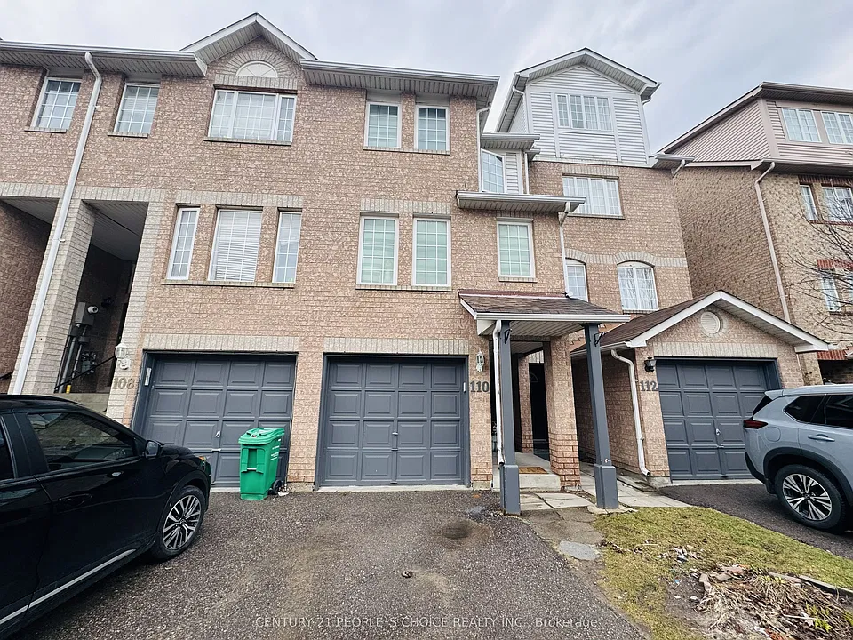 110 Spadina Rd